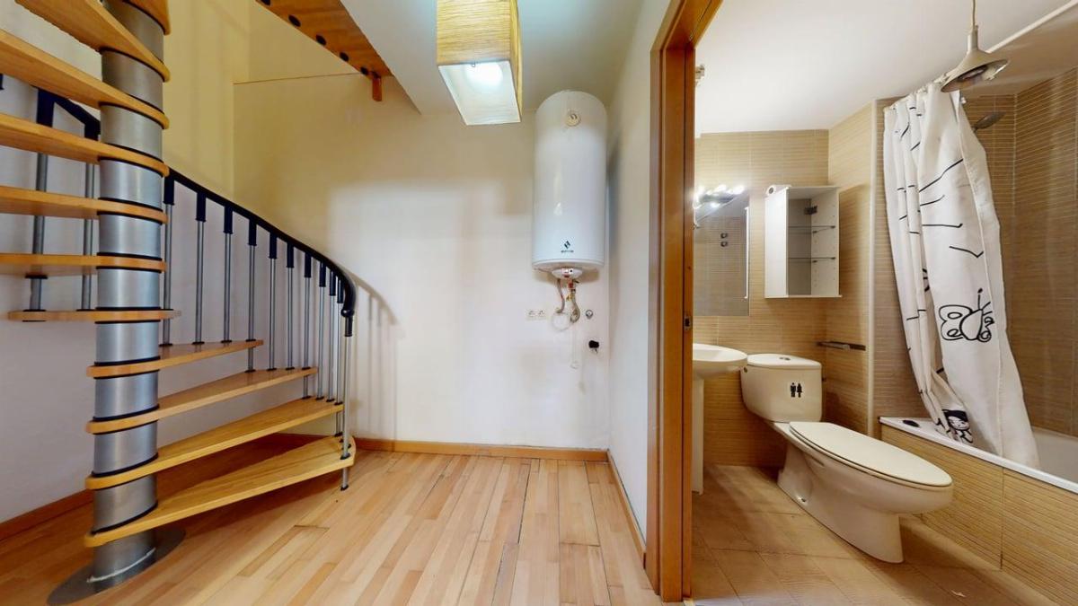 For sale of duplex in Canet de Mar