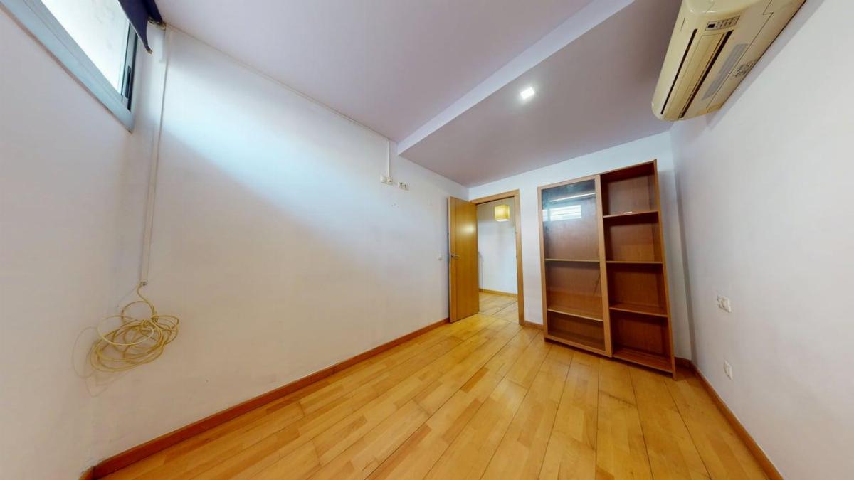 For sale of duplex in Canet de Mar