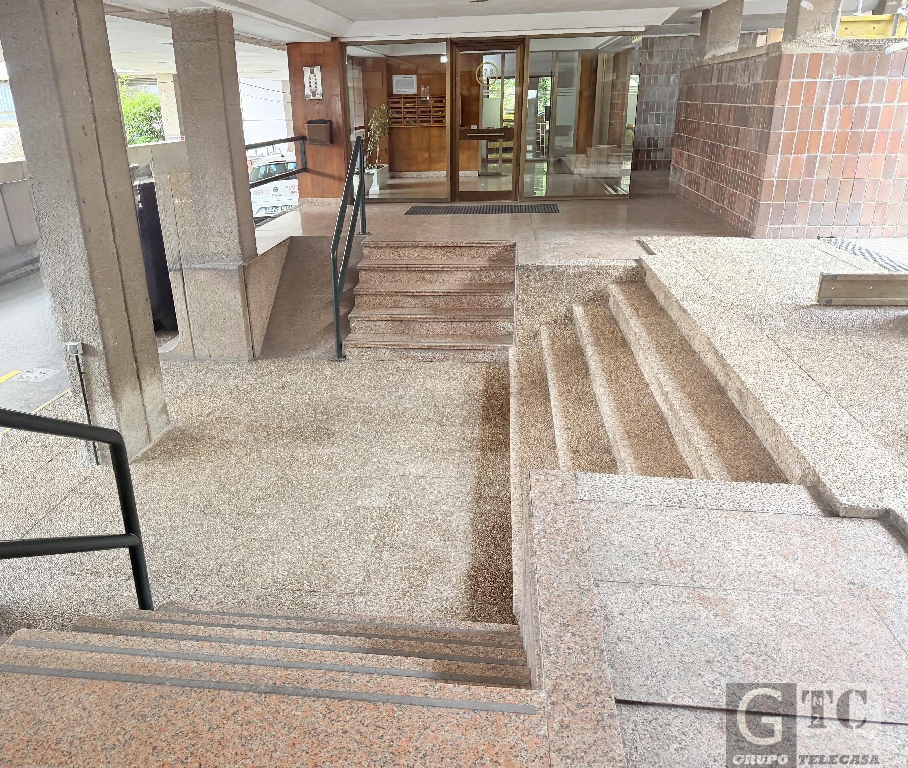 Venta de garaje en Oviedo