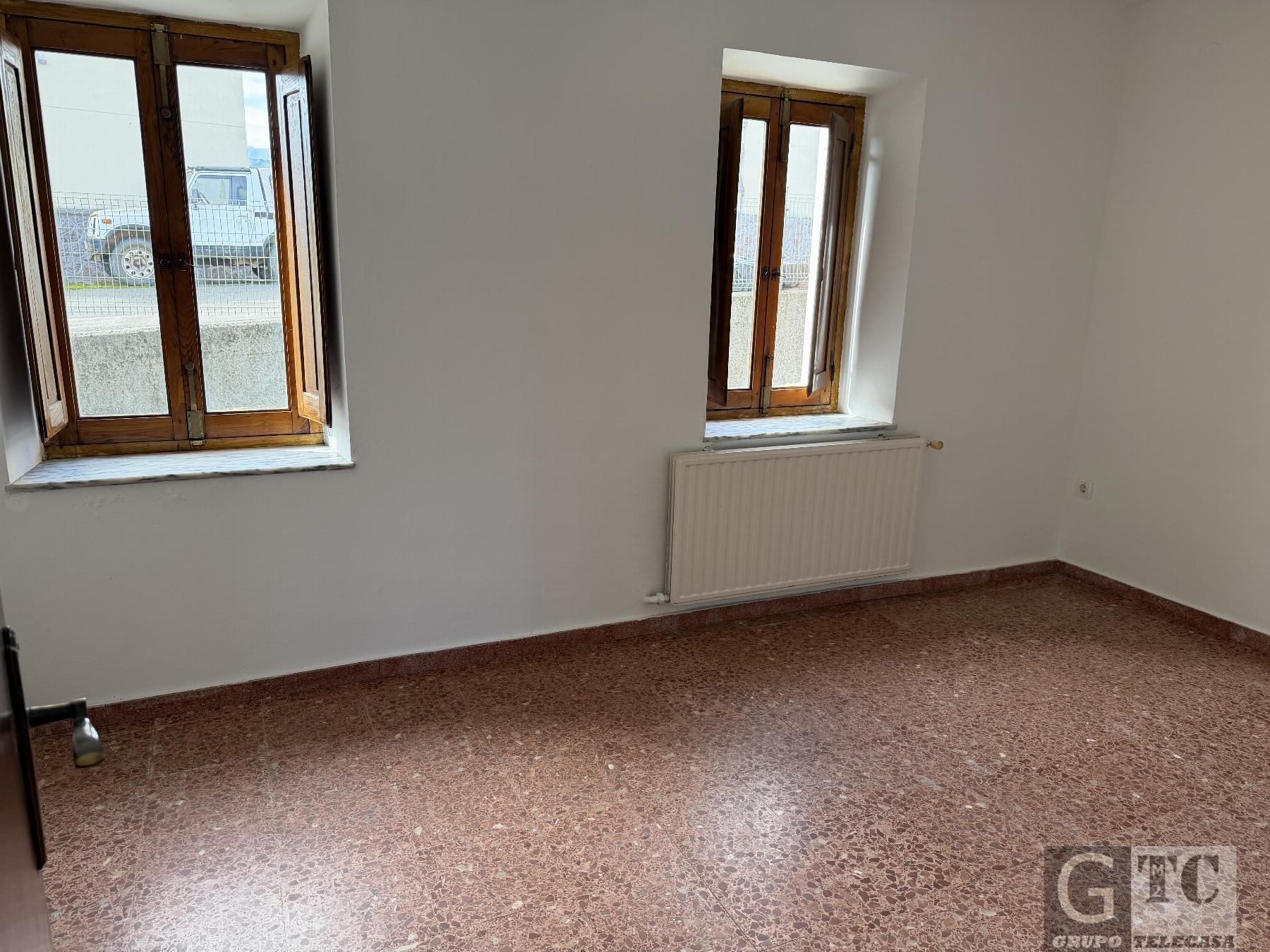 Venta de casa en Nava