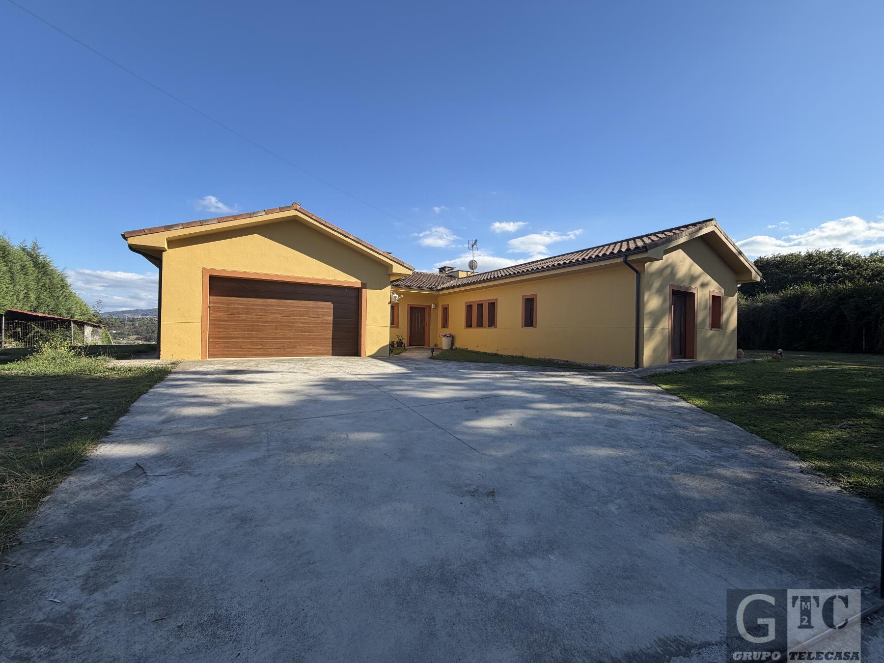 Venta de chalet en Langreo