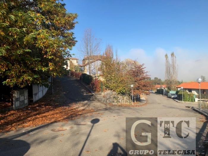 For sale of land in Oviedo