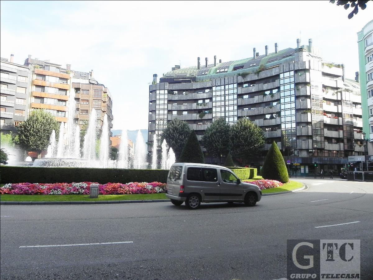 For rent of commercial in Oviedo