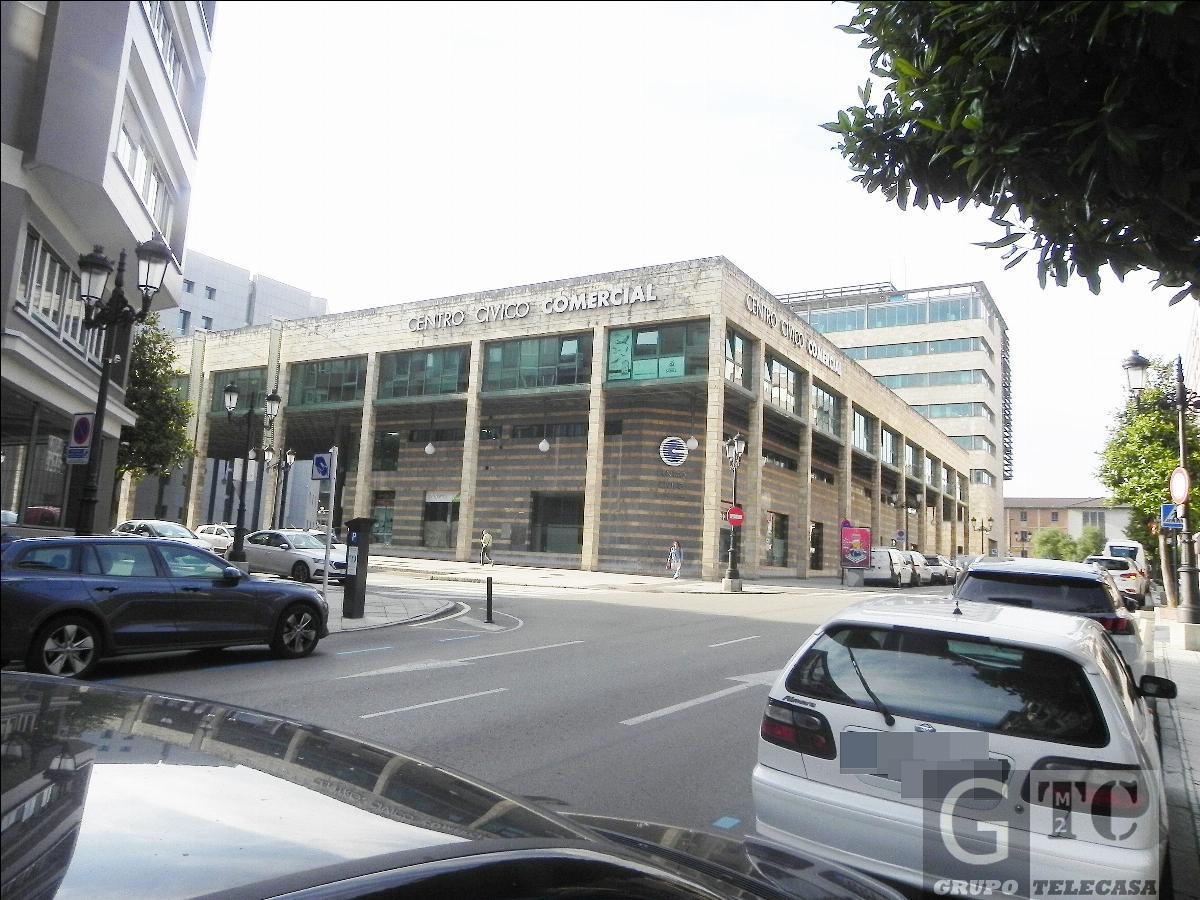 For rent of commercial in Oviedo