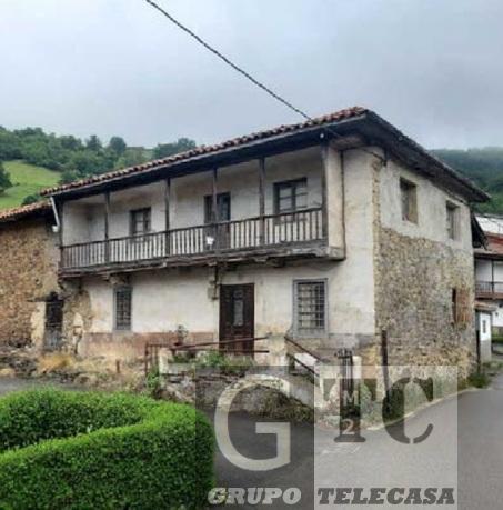 For sale of house in Mieres Asturias