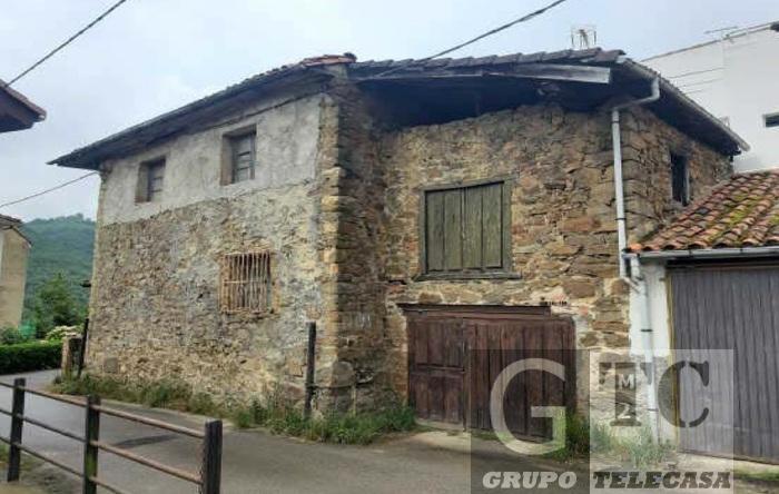 For sale of house in Mieres Asturias