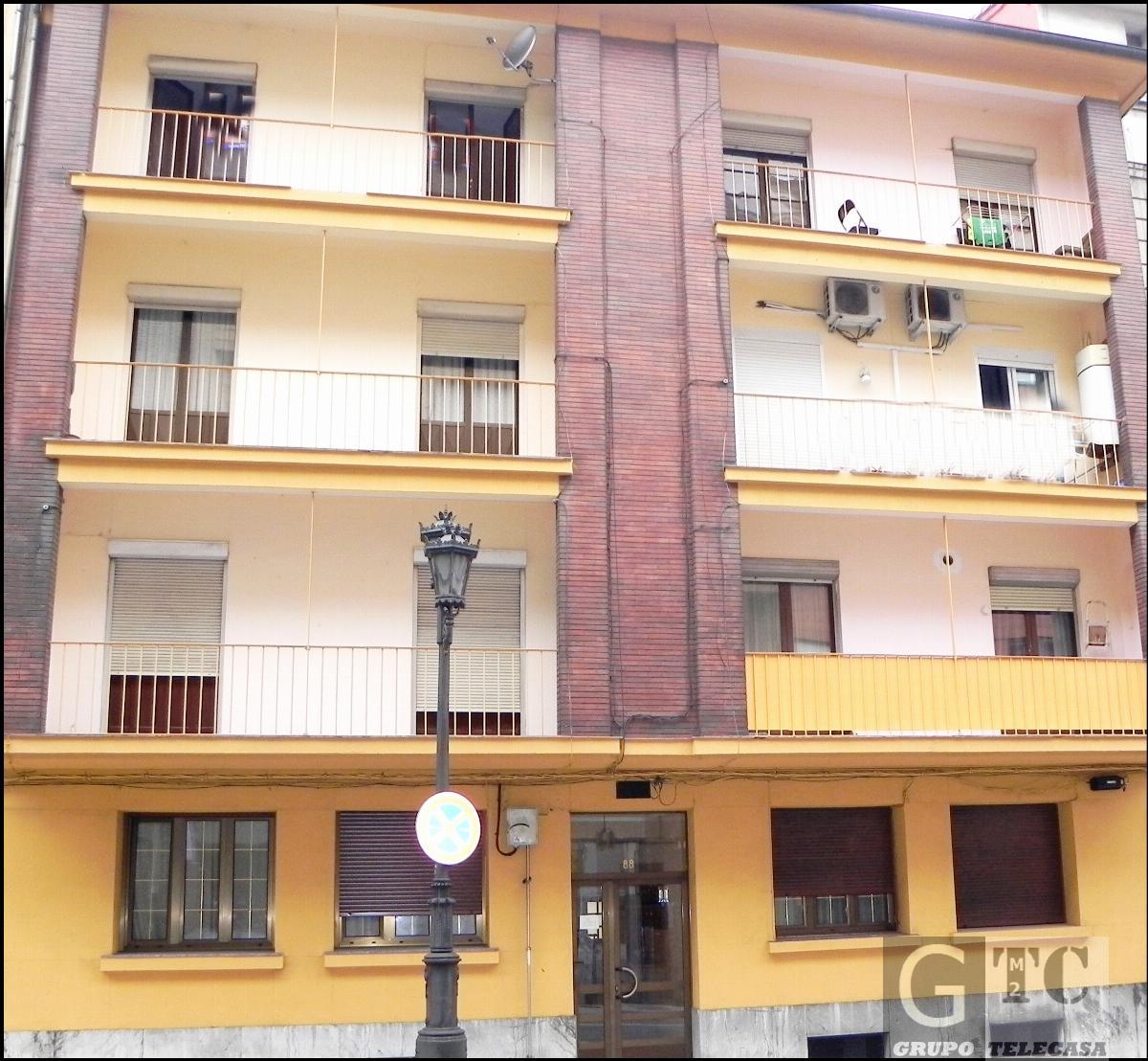Venta de piso en Oviedo