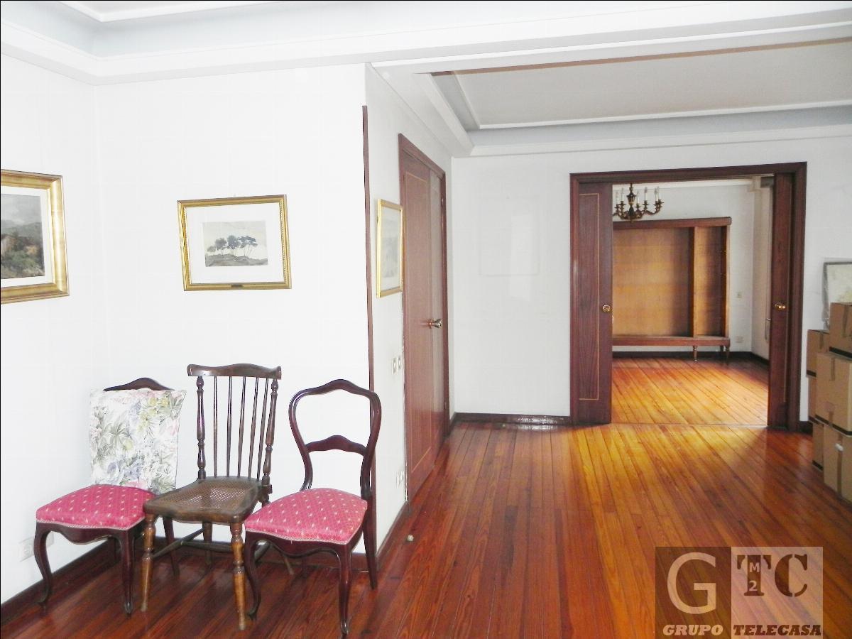 For sale of flat in Oviedo