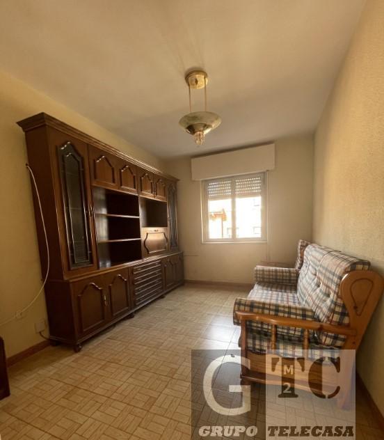 For sale of flat in Oviedo