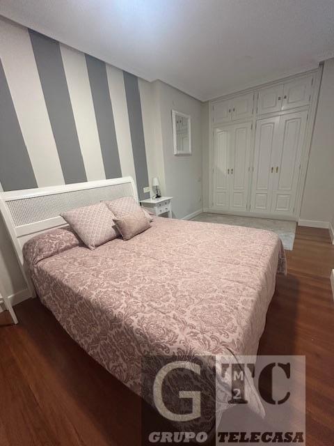 For rent of flat in Oviedo