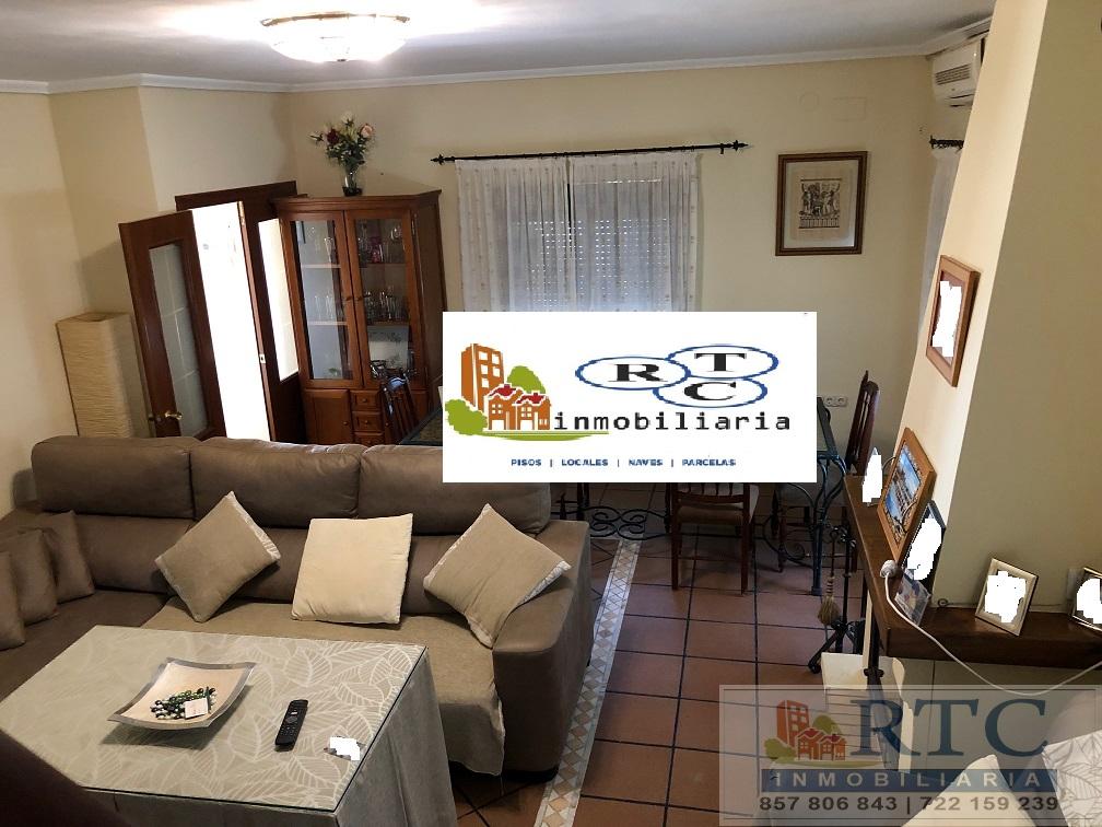 Venta de chalet en La Carlota