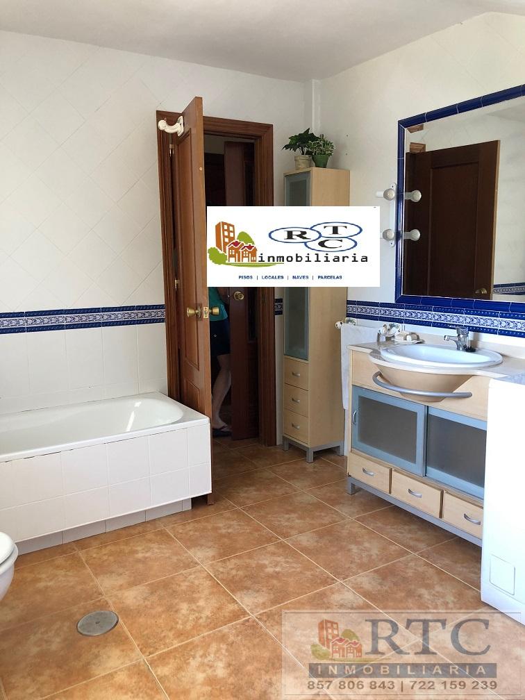 Venta de chalet en La Carlota