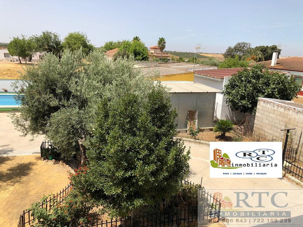 Venta de chalet en La Carlota