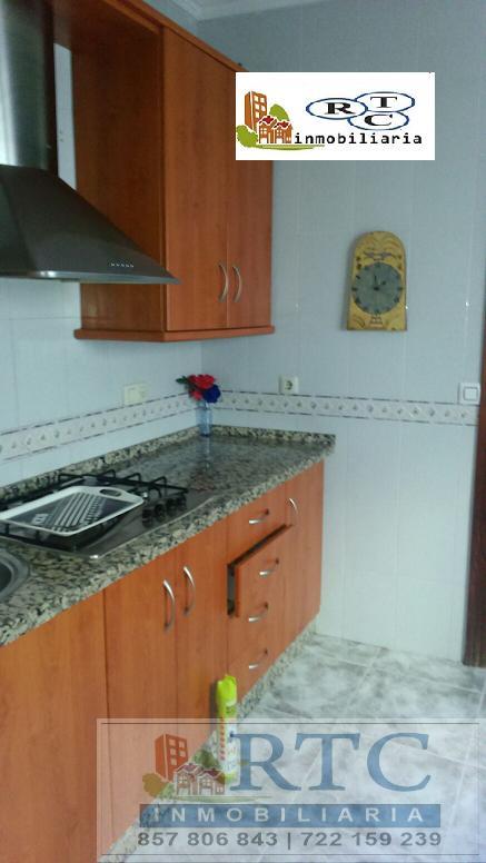 Venta de casa en Fernán-Núñez