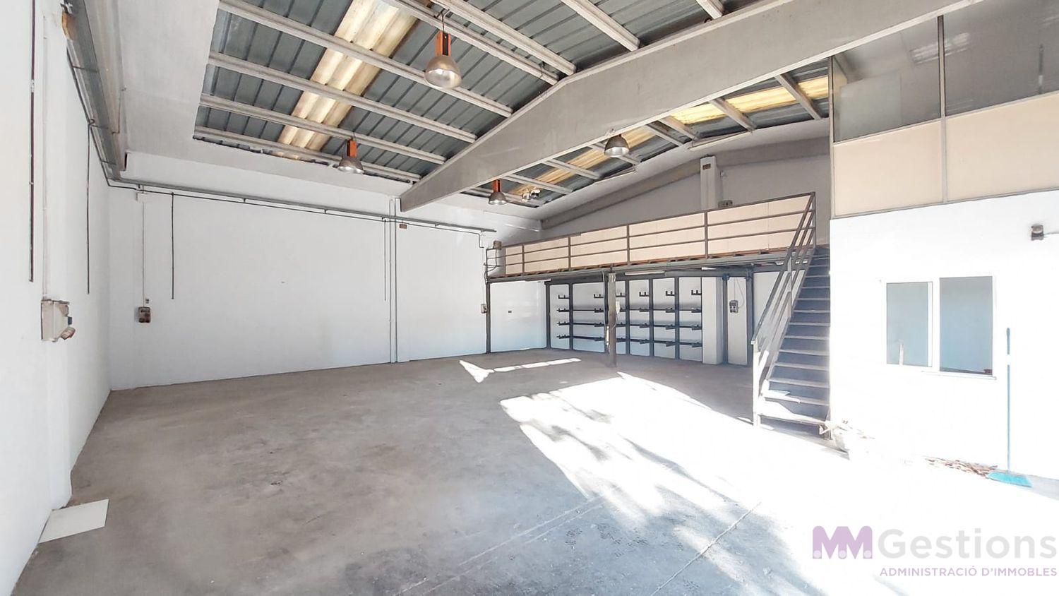 Venta de local en L´Arboç