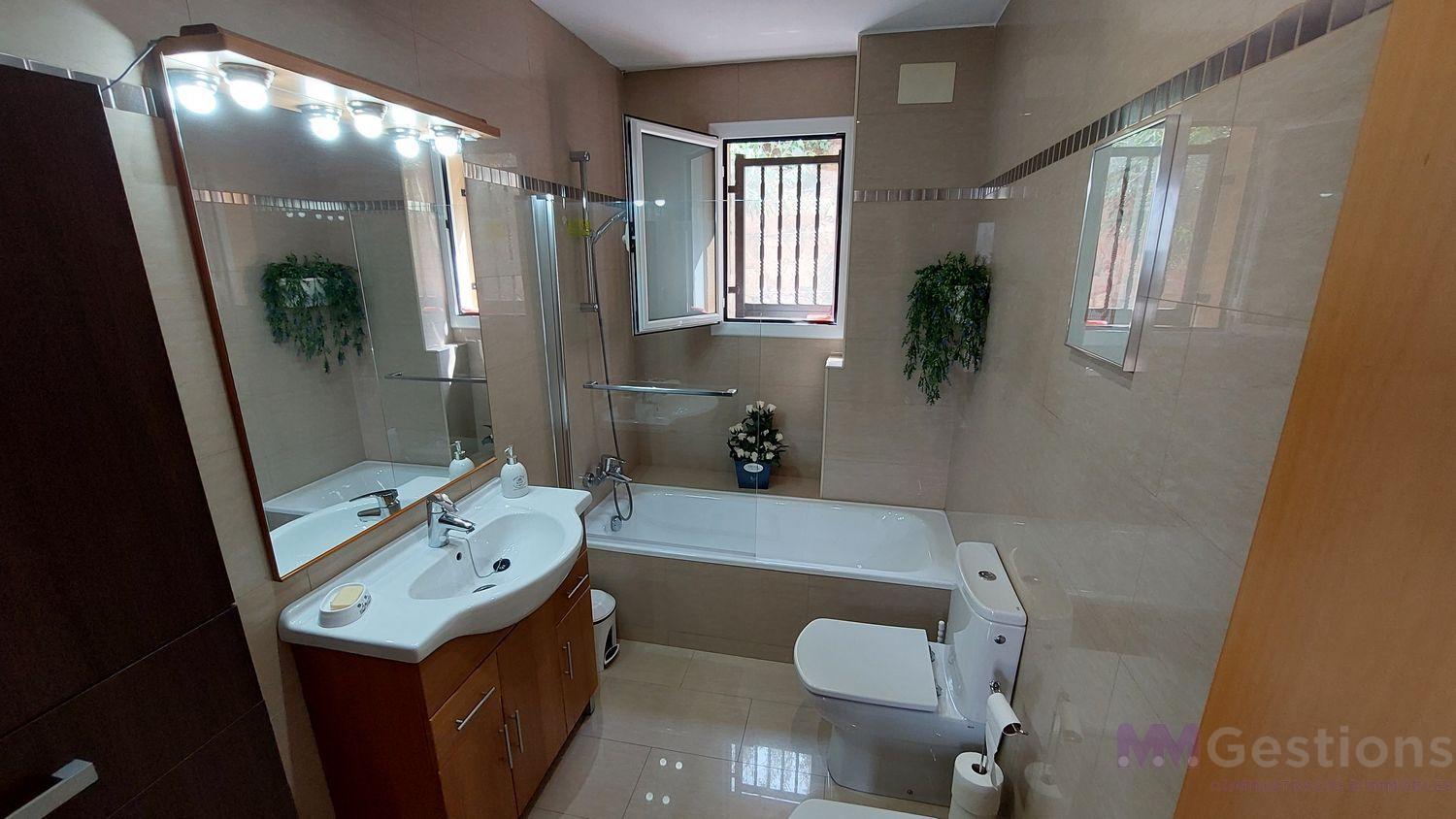 Venta de chalet en Corbera de Llobregat