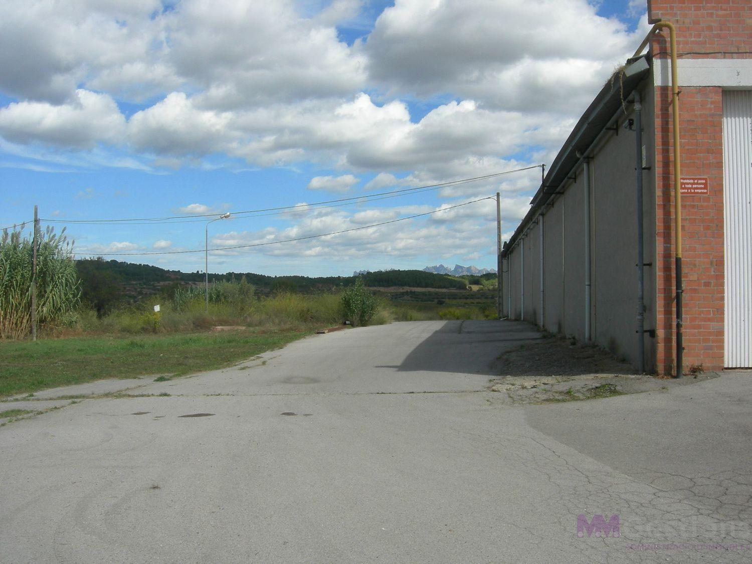 Alquiler de local en Torrelavit