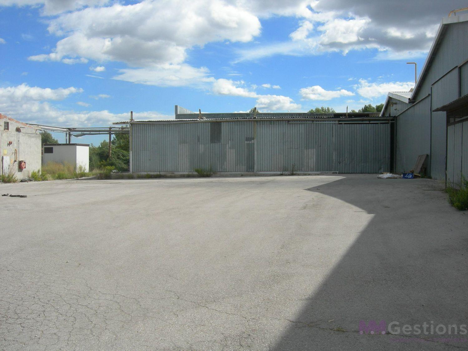 Alquiler de local en Torrelavit