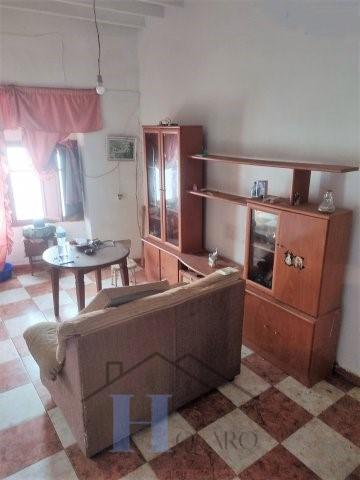 For sale of house in Adra