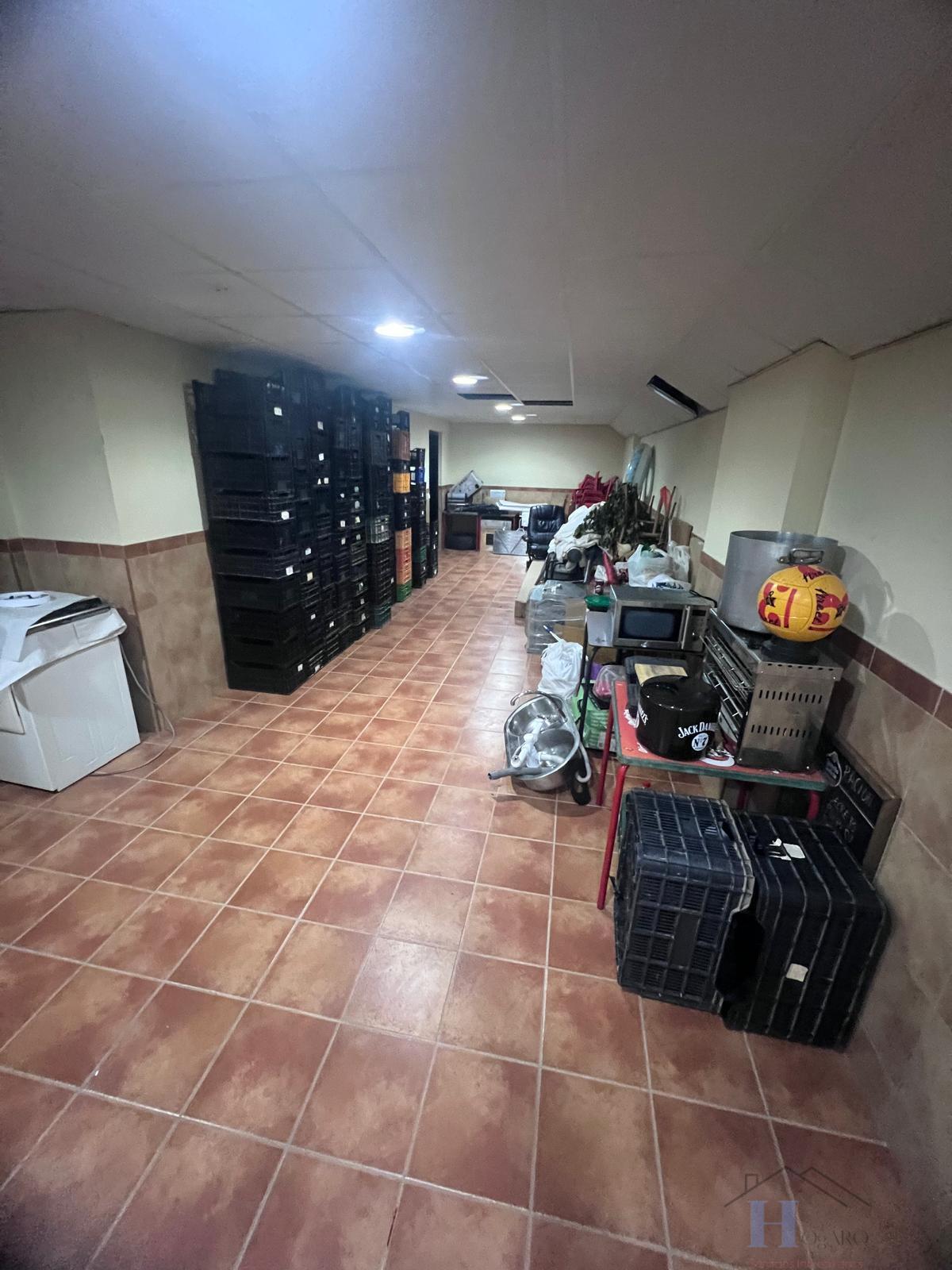 Venta de local en Adra