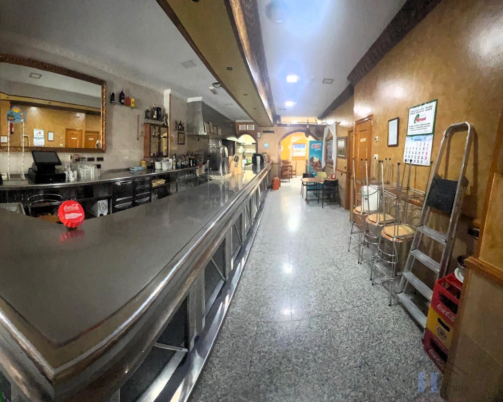 Venta de local en Adra