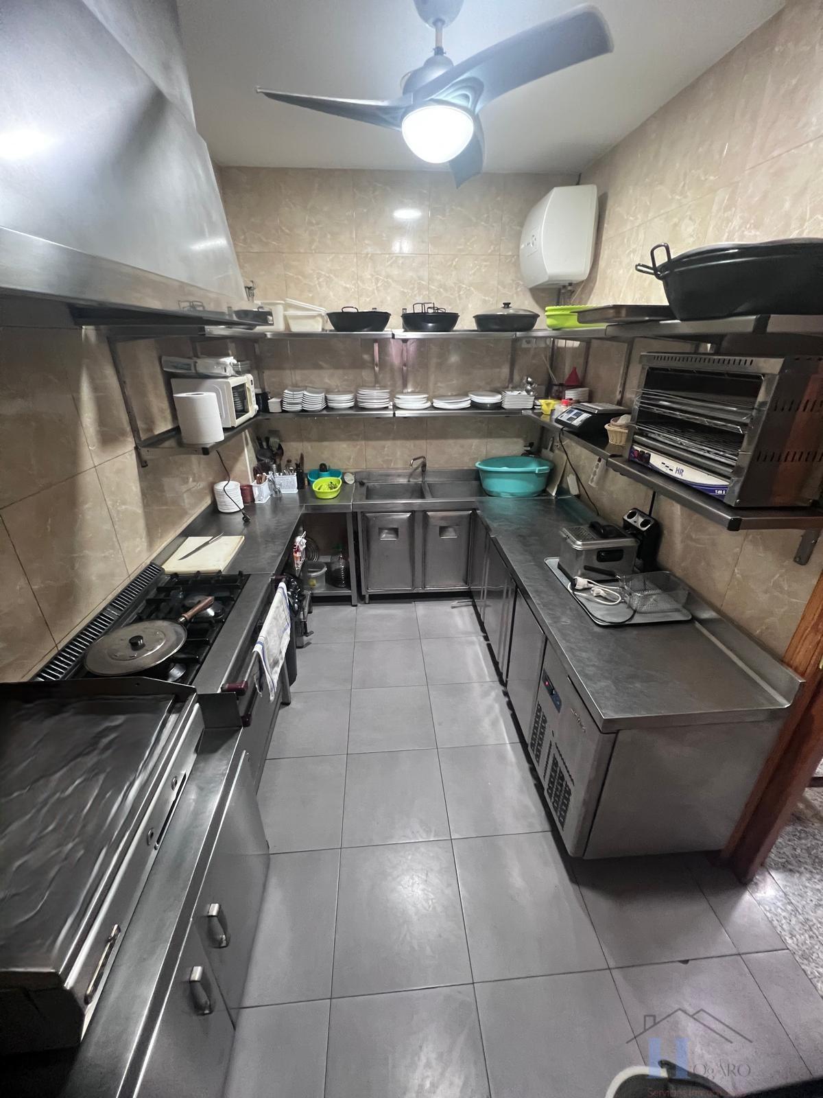 Venta de local en Adra