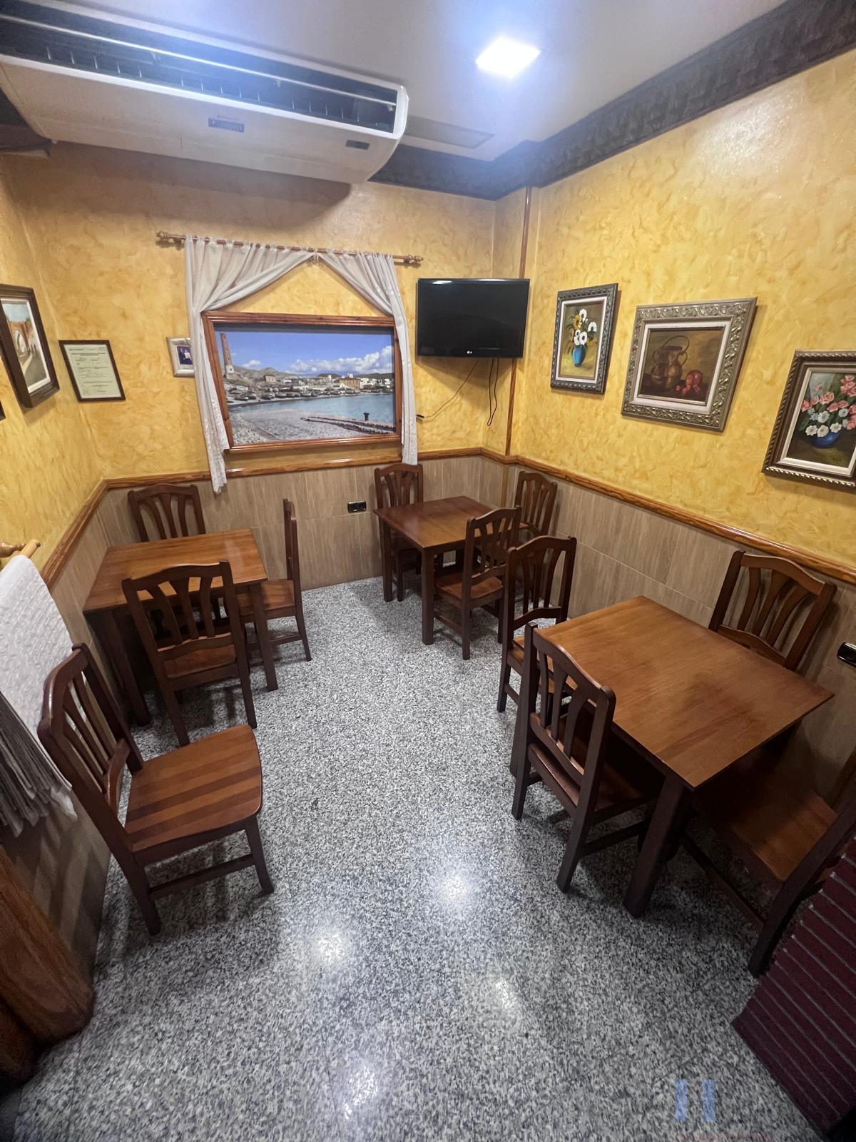 Venta de local en Adra