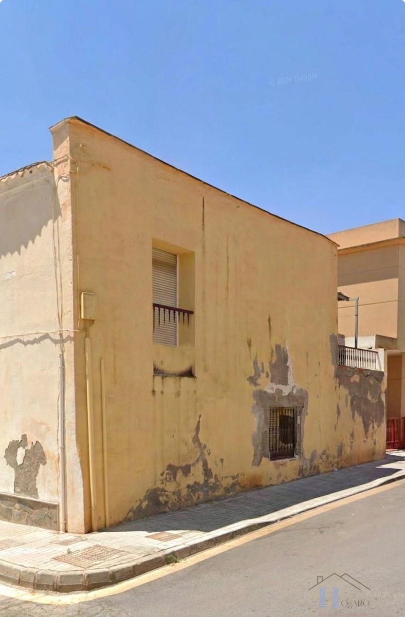 Venta de casa en Berja