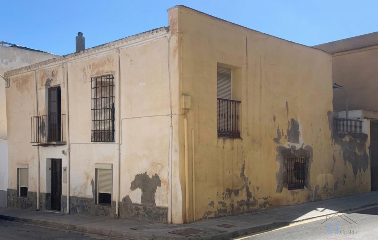 Venta de casa en Berja