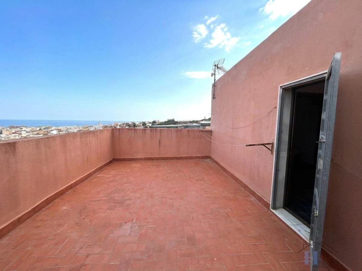 Venta de casa en Adra
