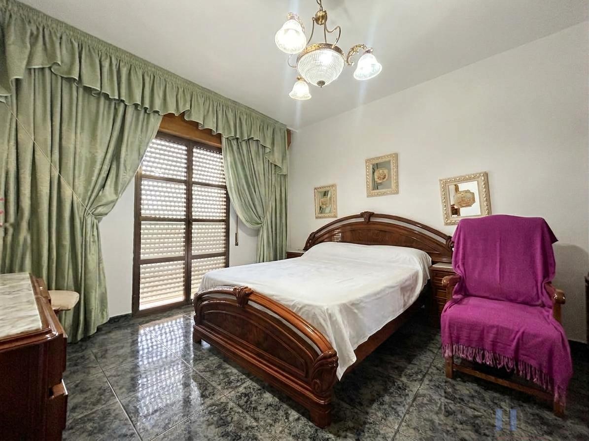 Venta de casa en Adra