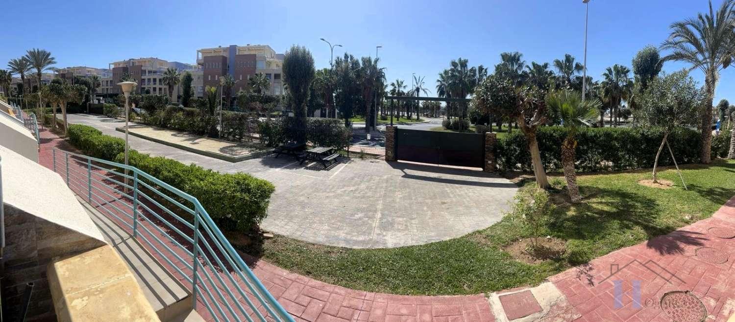 For sale of flat in El Ejido