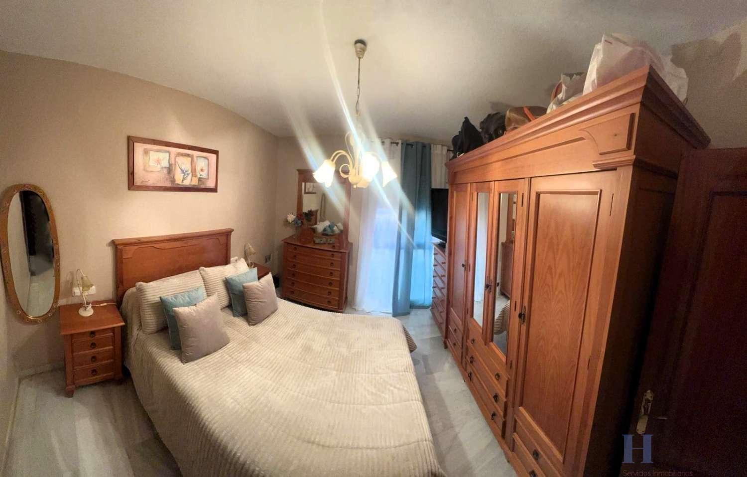 For sale of flat in Adra