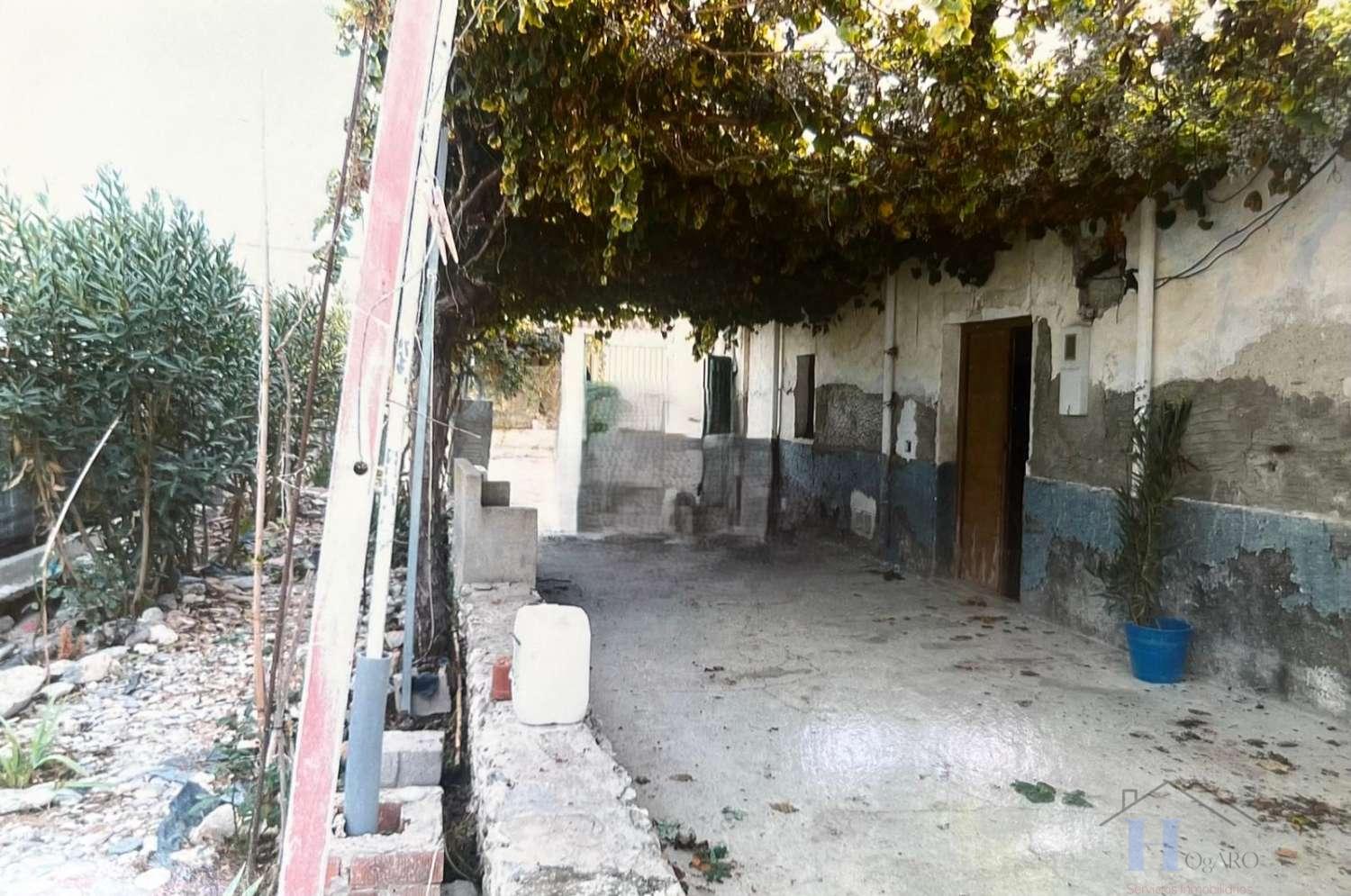 For sale of house in Berja
