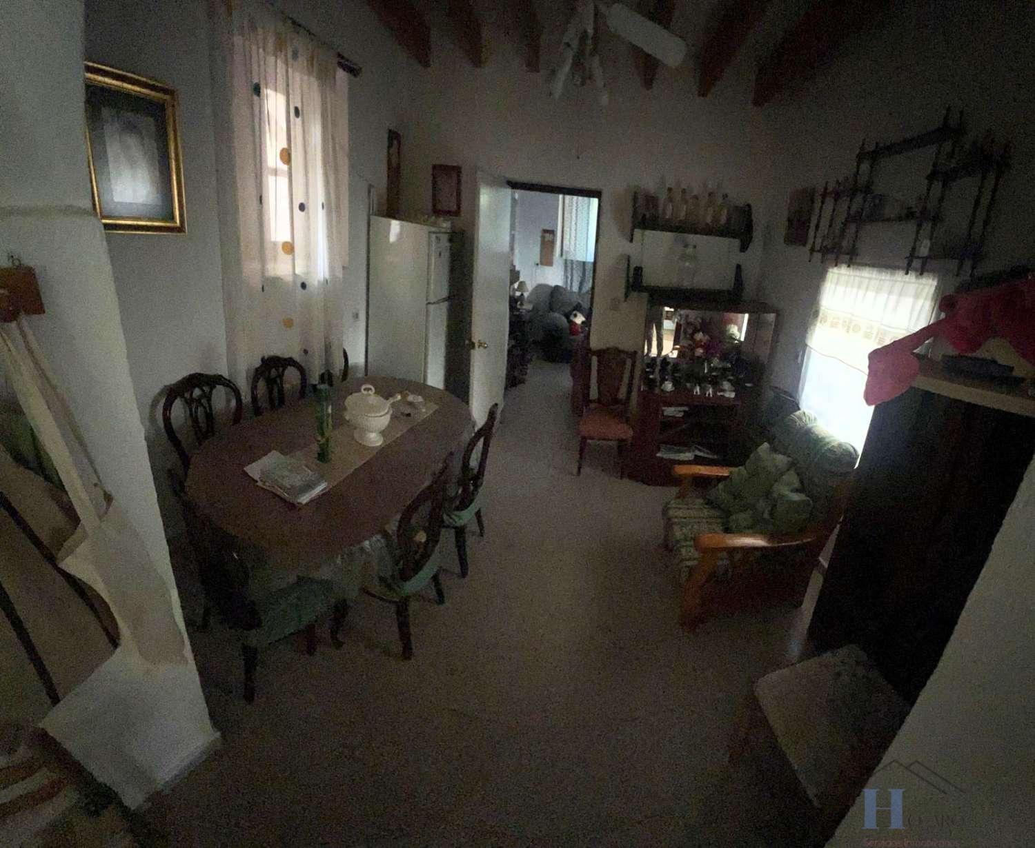 For sale of house in Berja