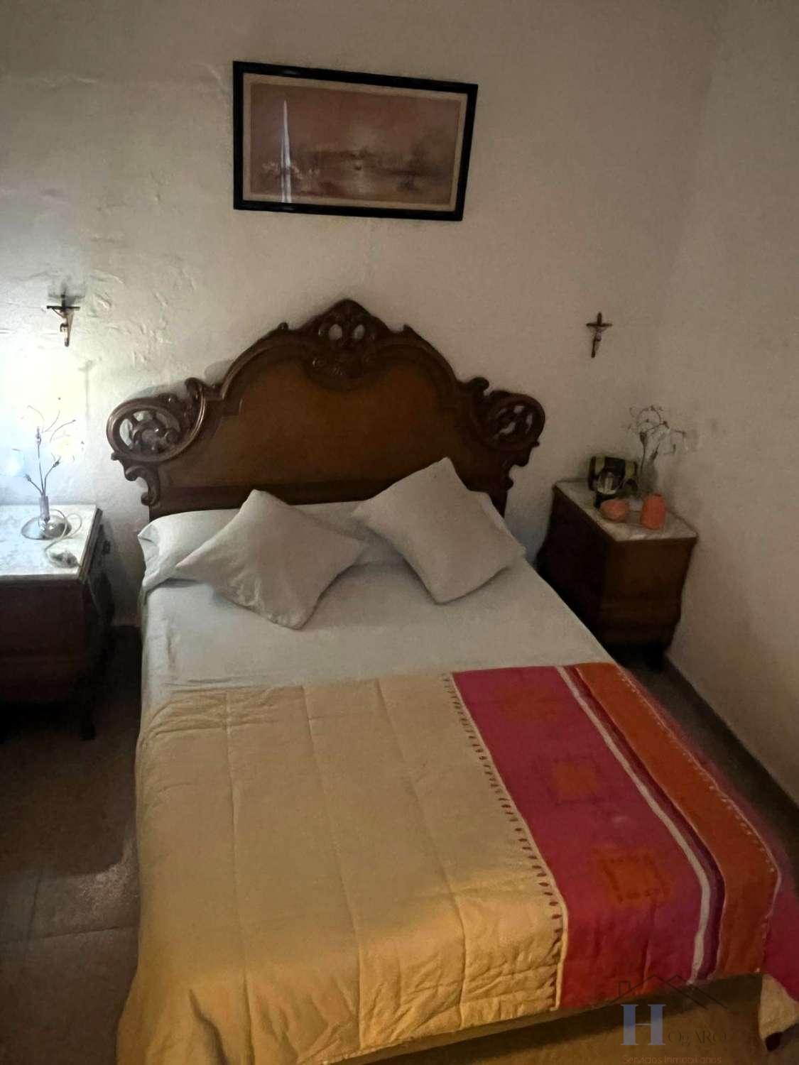 For sale of house in Berja