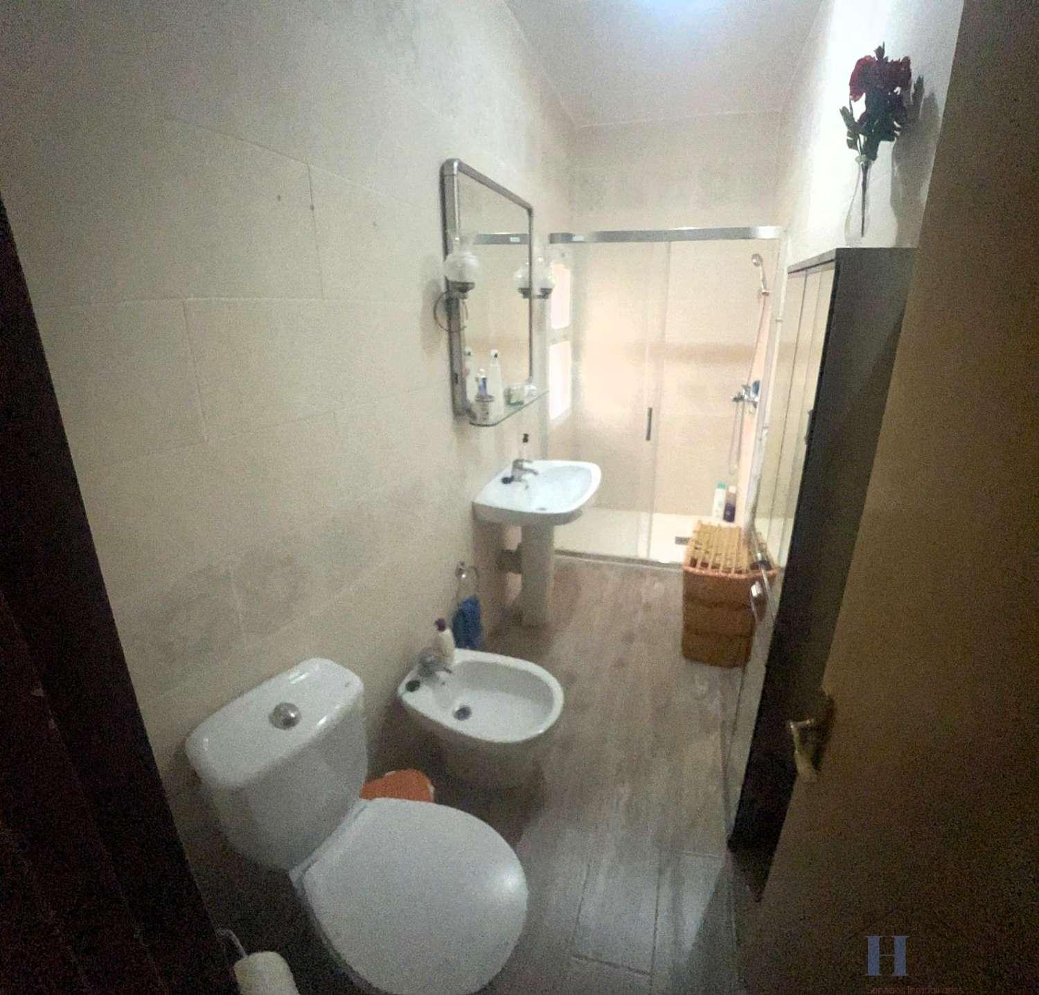 For sale of house in Berja