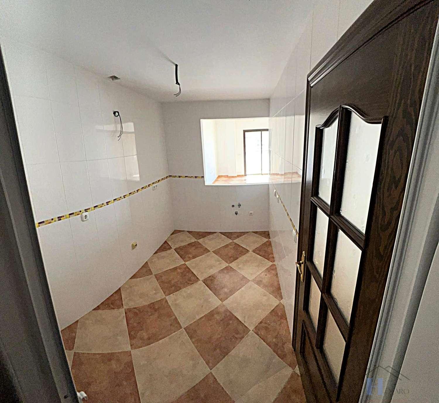 For sale of flat in Adra