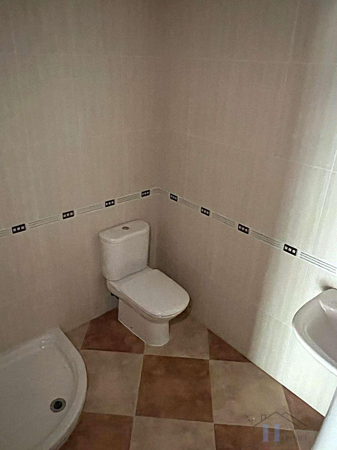 For sale of flat in Adra