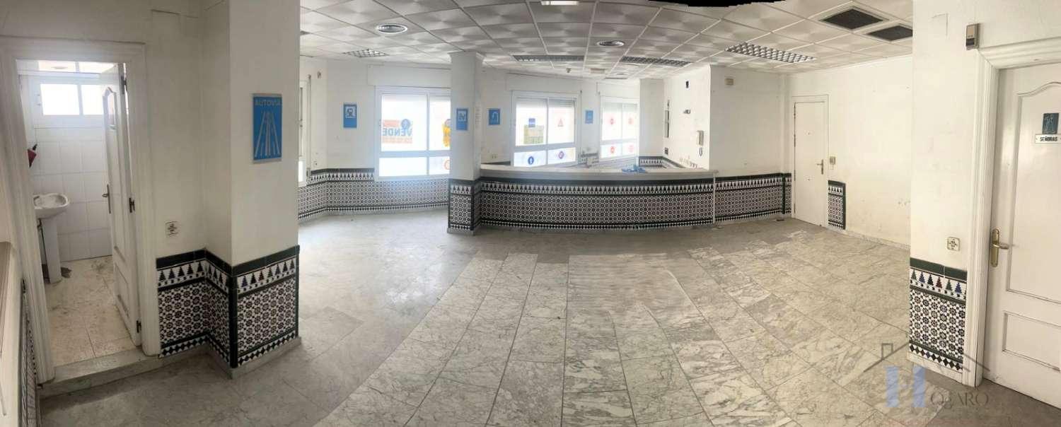 For sale of flat in Adra