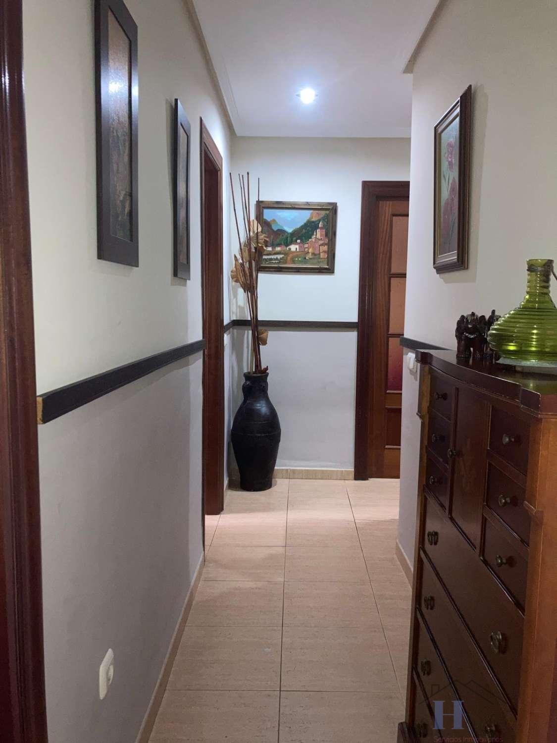 Venta de piso en Adra