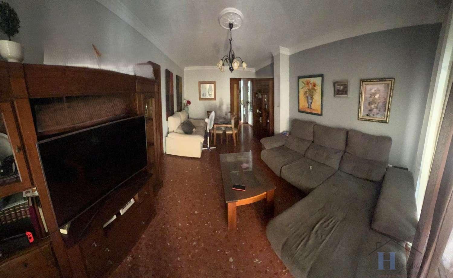 Venta de piso en Adra