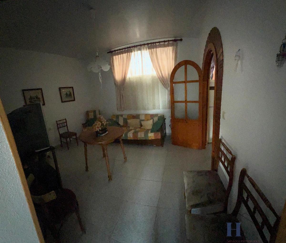 For sale of house in Adra
