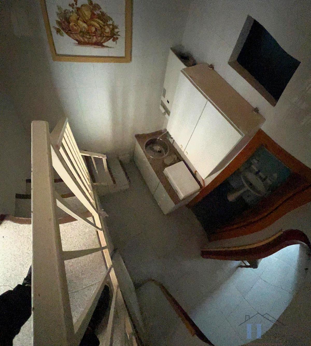 For sale of house in Adra