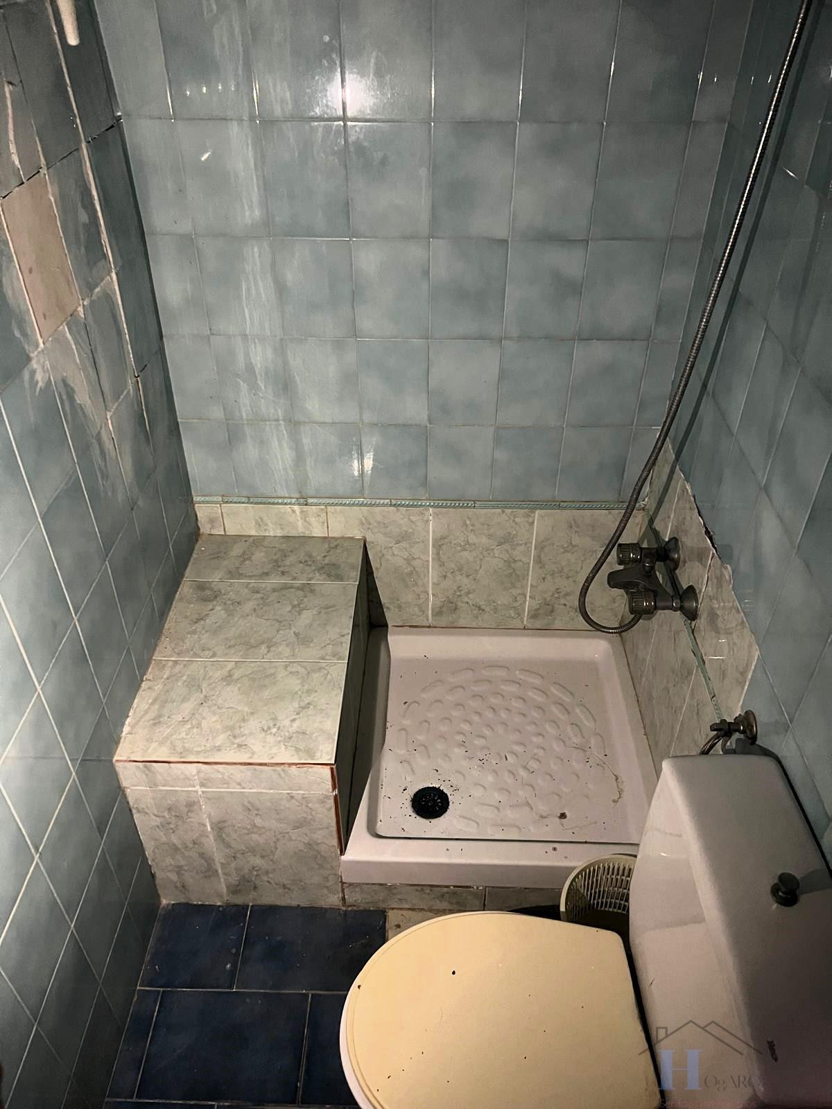For sale of house in Adra