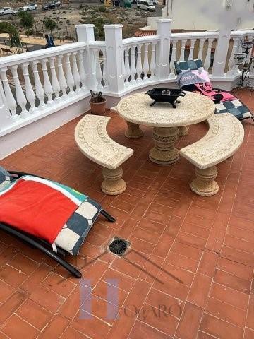 For sale of house in Adra