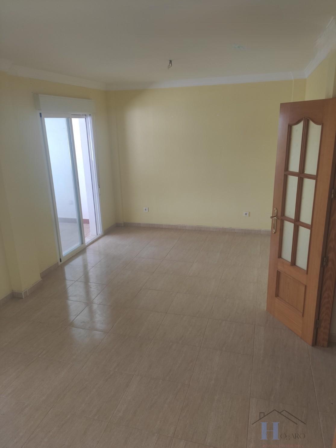 For sale of duplex in Berja