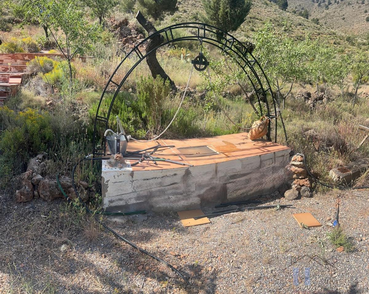Venta de finca rústica en Fondón