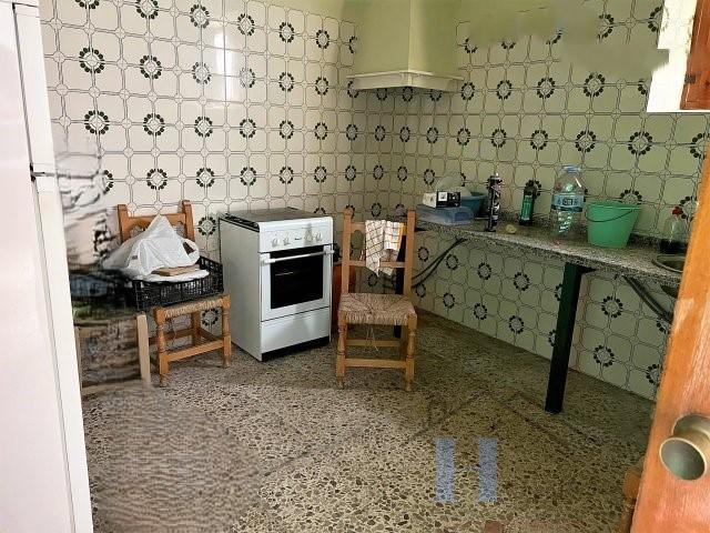 For sale of house in Adra