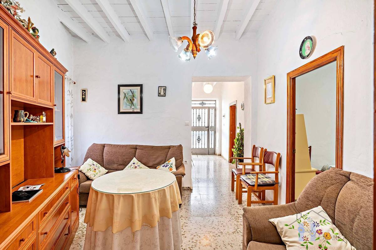 For sale of house in El Ejido